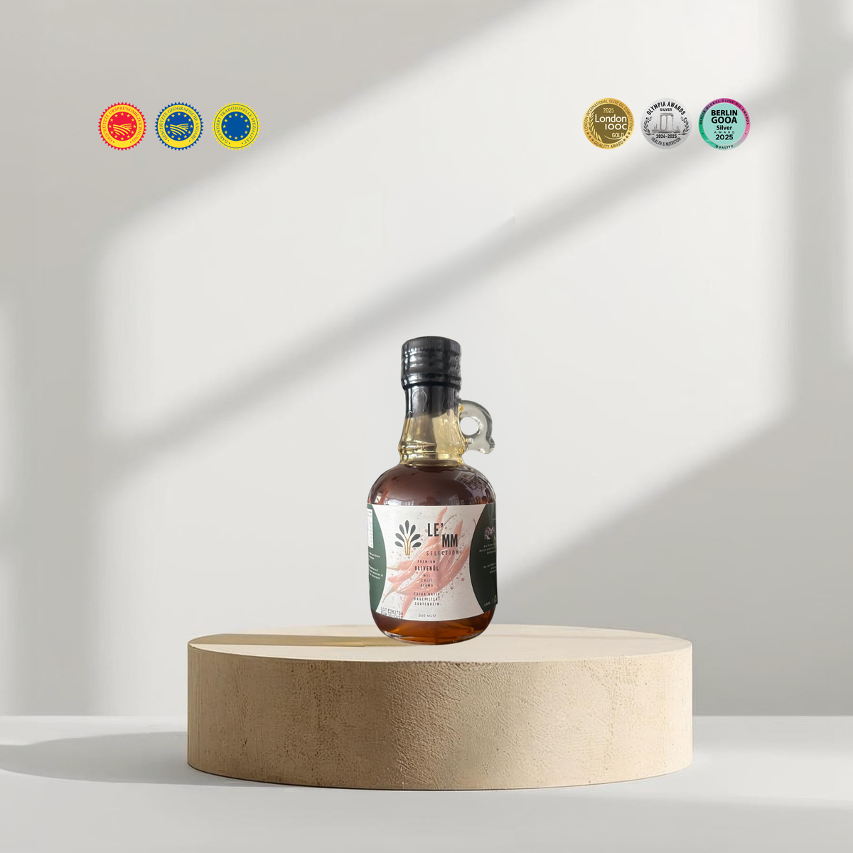Premium Bio Olivenöl Extra Nativ sortenrein von LEMM Selection mit Chili Geschmack mit Austria Bio Garantie Siegel und Award Auszeichnungen